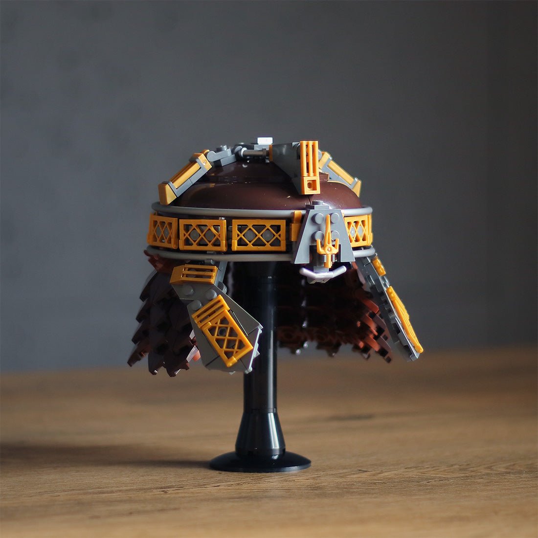 MOC - 140506 Gimli's Helmet klemmbausteine - LesDiy -