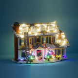 Christmas Holiday Home – Snowy Winter House with Lights, Buses & Sleds Klemmbausteine - LesDiy - Klemmbausteine