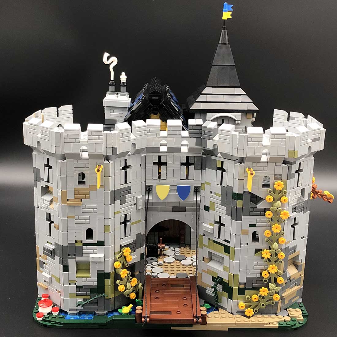 MOC - 113094 Black Falcon's Fortress Anno 2022 Klemmbausteine - LesDiy - Klemmbausteine